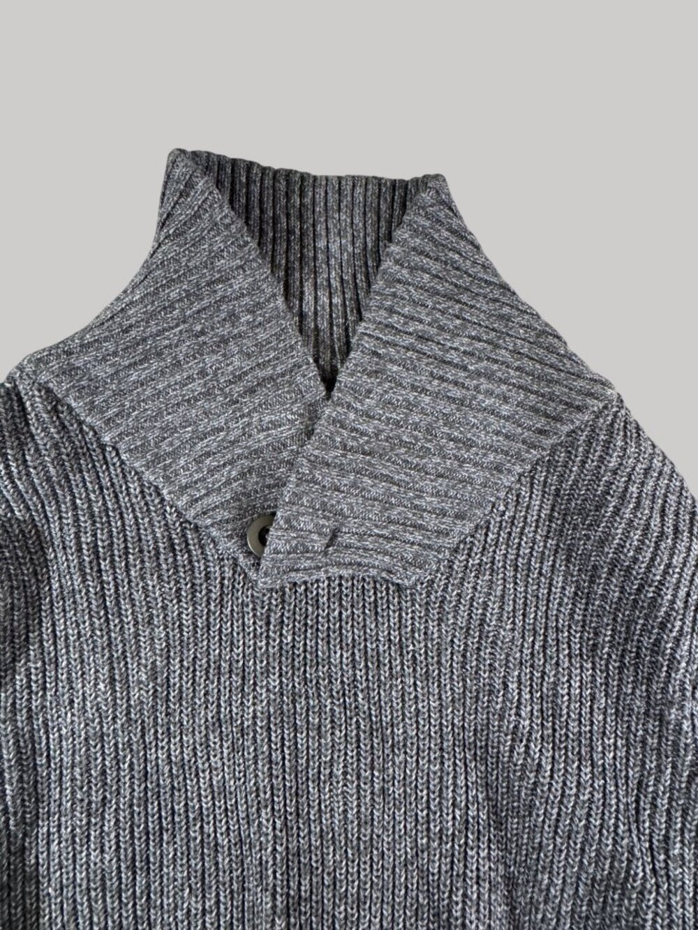 Urban Pipeline mens Medium knit sweater Blue from a comfortable cotton blend